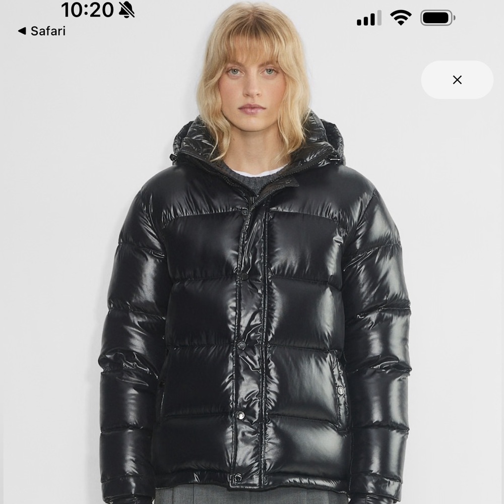 Aritzia Super Puff Black Puffer Jacket Size XS